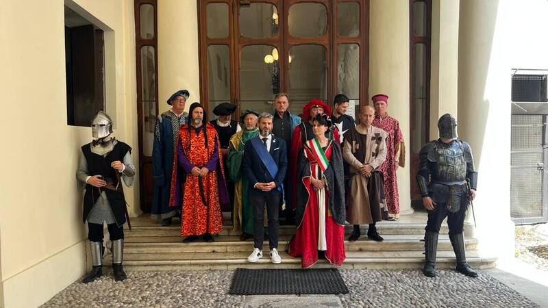 Il Palio di Camisano Vicentino fa tappa nella sede della Provincia: sei contrade pronte a sfidarsi